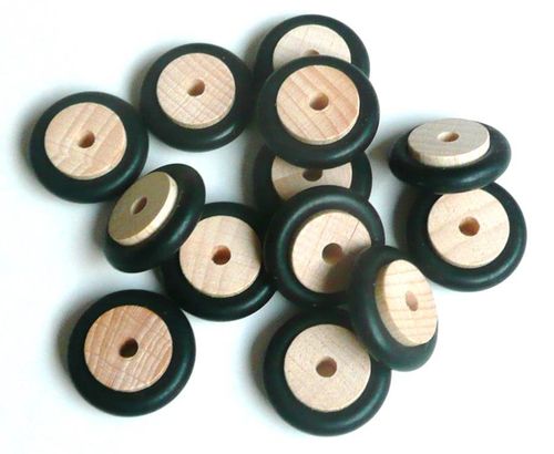 Holzräder mit Gummi 24 mm Ø. x 8 mm - Bhg. 3,9 mm (10 Stück)
